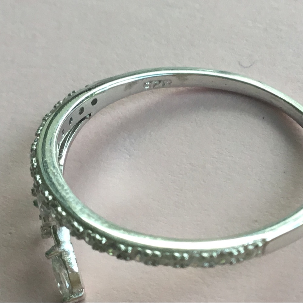 Sterling Silver Cz Ring - Picture 8 of 9